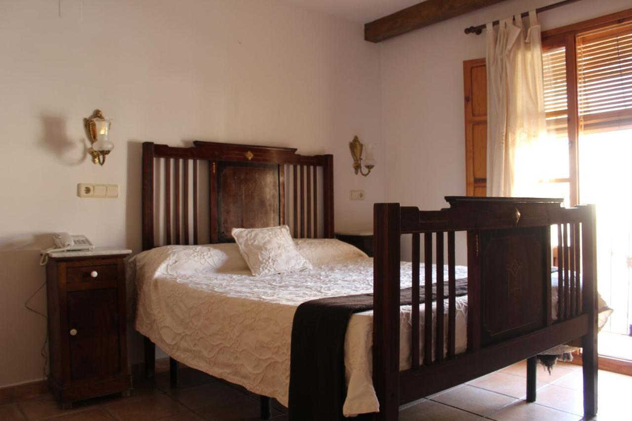 Hotel La Villa Requena Eksteriør bilde